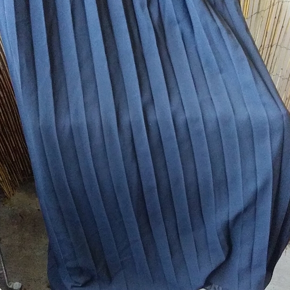 Black and Gold Lulus Maxi NWT - Picture 4 of 10